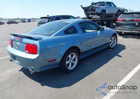 2008 Ford Mustang Gt Deluxe/Gt Premium z USA, uszkodzony, nr VIN 1ZVHT82H985151877